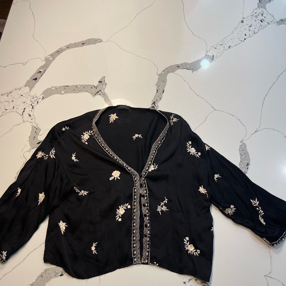 Zara Kimono Style for Embroidered Black Floral Women's Top